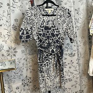 Presley Skye Silk Tie Waist Mini Floral Dress White Small 3/4 Sleeve Pocket Navy